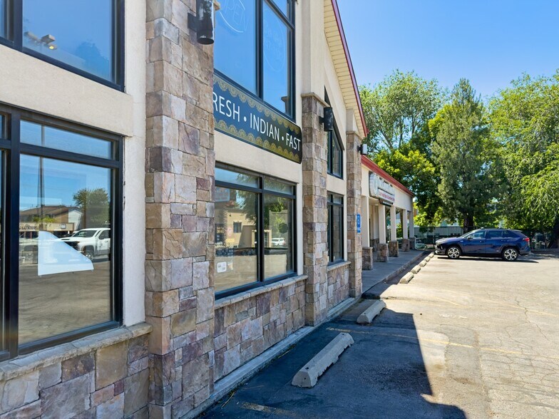 More Photos Of 894 E 3900 S, Salt Lake City Restaurant For Sale
