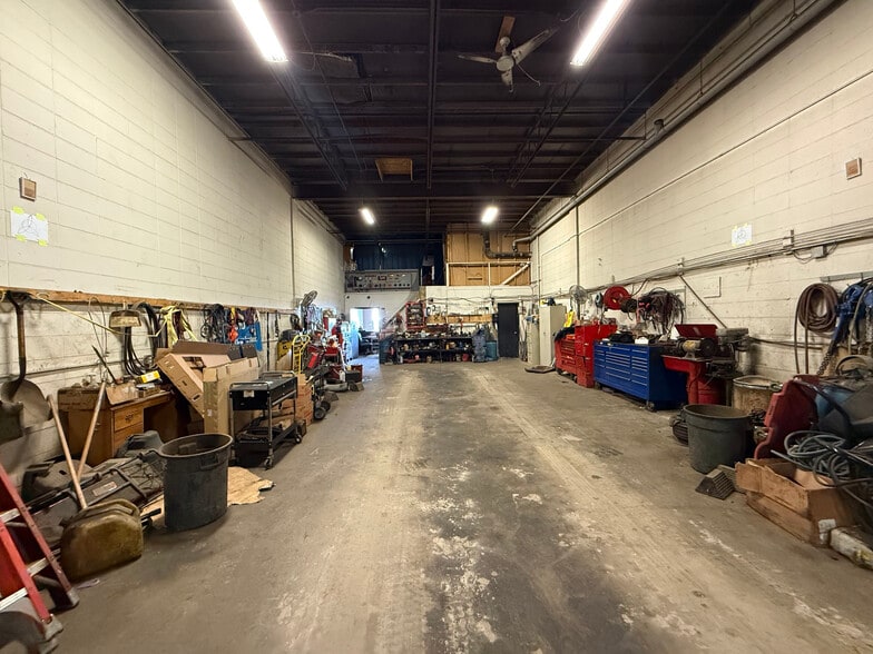 More Photos Of 16647 114 Av NW, Edmonton Industrial For Sale