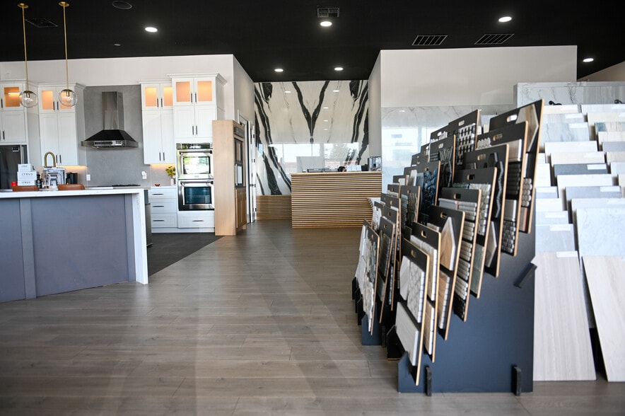 More Photos Of 5201 Auburn Blvd, Sacramento Freestanding For Sale