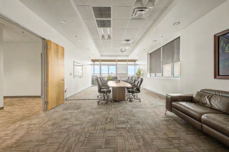 More Photos Of 230 N 48th Ave, Phoenix Manufacturing For Lease