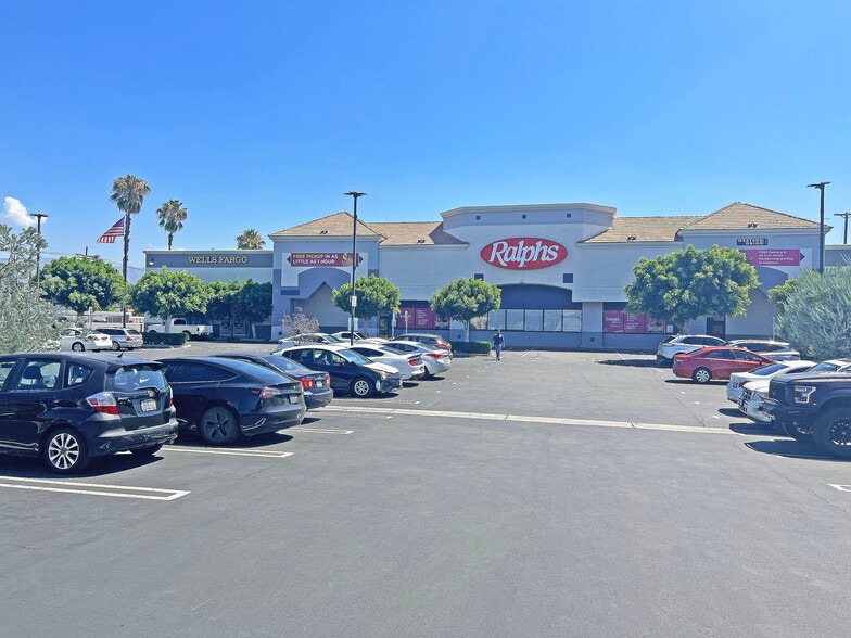 Primary Photo Of 5160 Vineland Ave, North Hollywood Unknown For Lease
