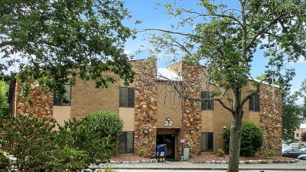 More Photos Of 22 Old Short Hills Rd, Livingston Medical For Lease