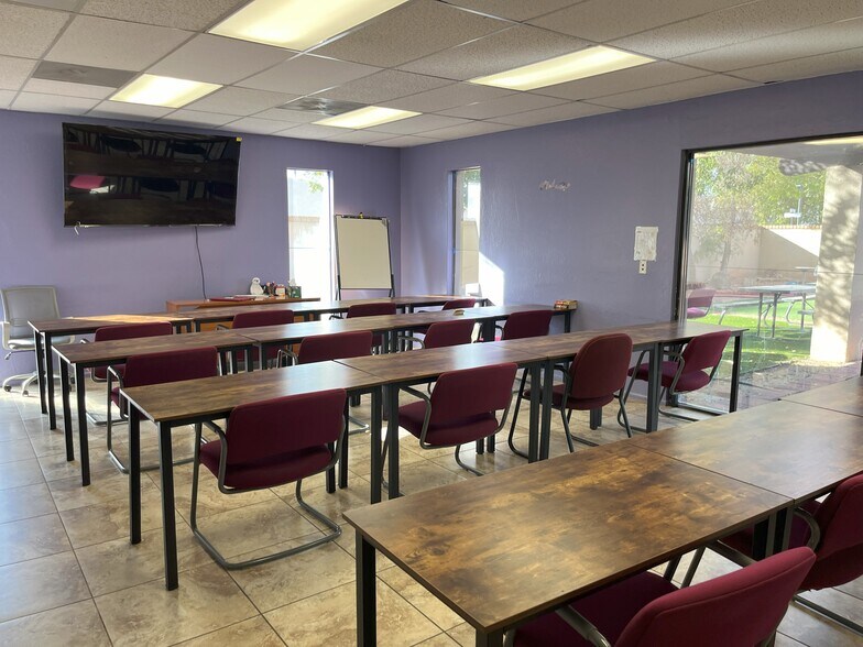 More Photos Of 410 E Southern Ave, Tempe Medical For Lease