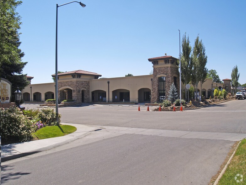 More Photos Of 2700 S College Ave, Fort Collins Fast Food For Lease