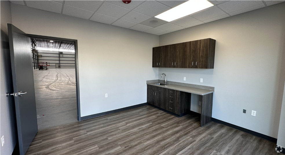 More Photos Of 3130 Hankins Rd, Republic Warehouse For Lease