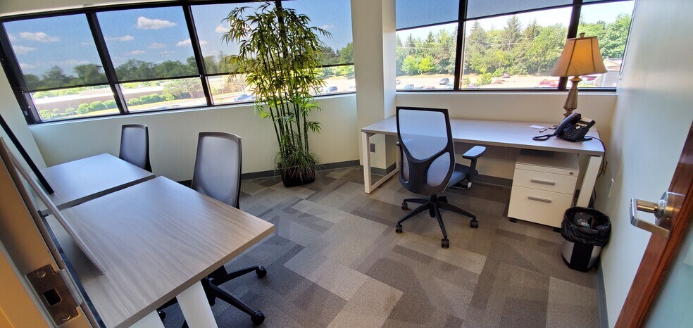 More Photos Of 455 E Eisenhower Pky, Ann Arbor Coworking Space