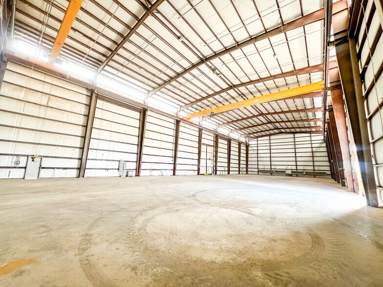 More Photos Of 2599 FM 3033, Stanton Warehouse For Lease