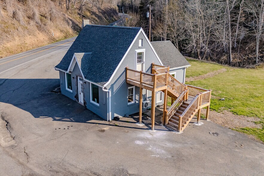 More Photos Of 12 Scenic Rd, Fries General Retail For Sale