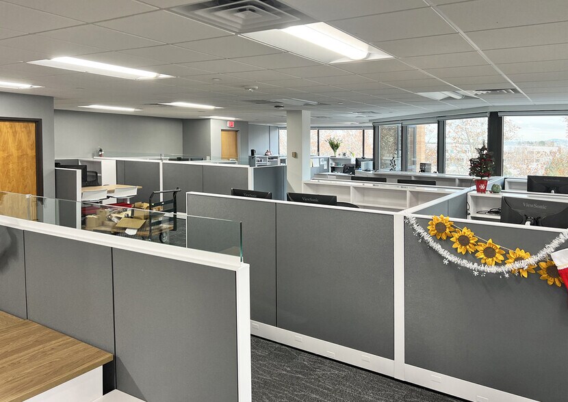 More Photos Of 10501 Montgomery Blvd NE, Albuquerque Office For Lease