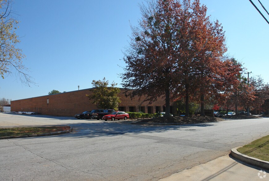 More Photos Of 1554 Litton Dr, Stone Mountain Warehouse For Lease
