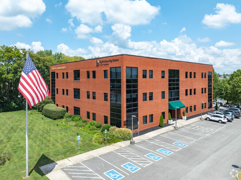 Primary Photo Of 1100 Marion St, Knoxville Office For Lease