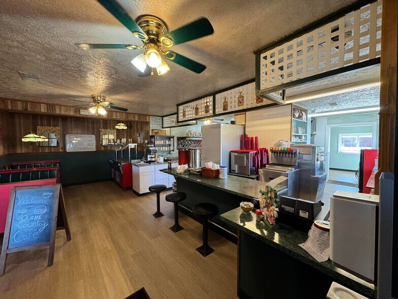More Photos Of 4152 Hwy 76, Russell Springs Restaurant For Sale