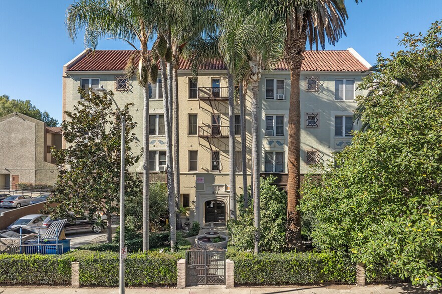 More Photos Of 1843 N Cherokee Ave, Los Angeles Apartments For Sale