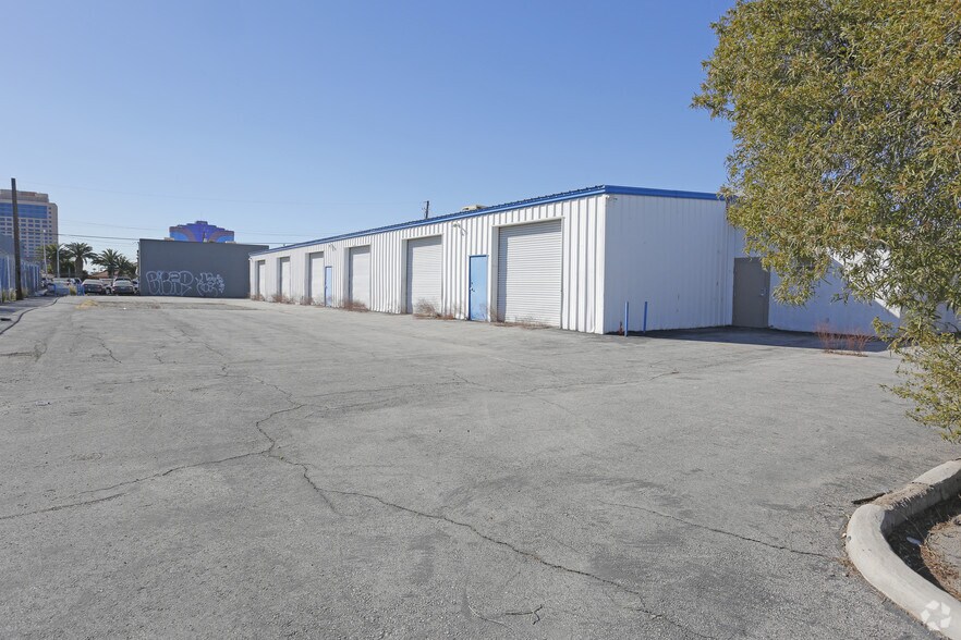 More Photos Of 3355 Pollux Ave, Las Vegas Service For Sale