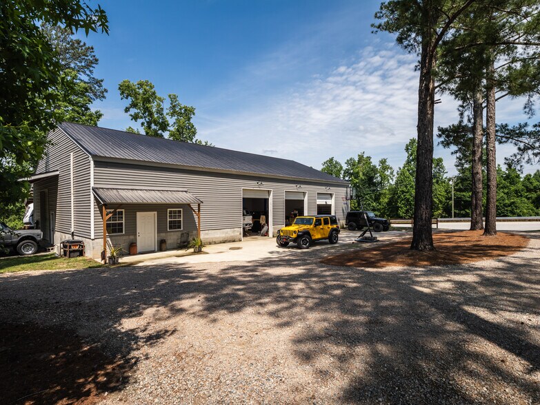 More Photos Of 5229 Augusta Hwy, Leesville Flex For Sale