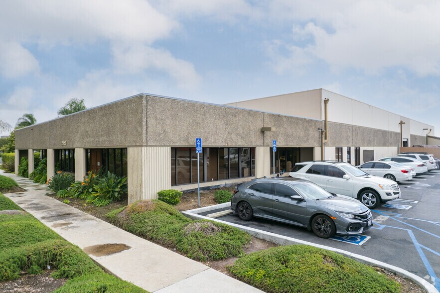 More Photos Of 2692-2696 Dow Ave, Tustin Light Manufacturing For Sale