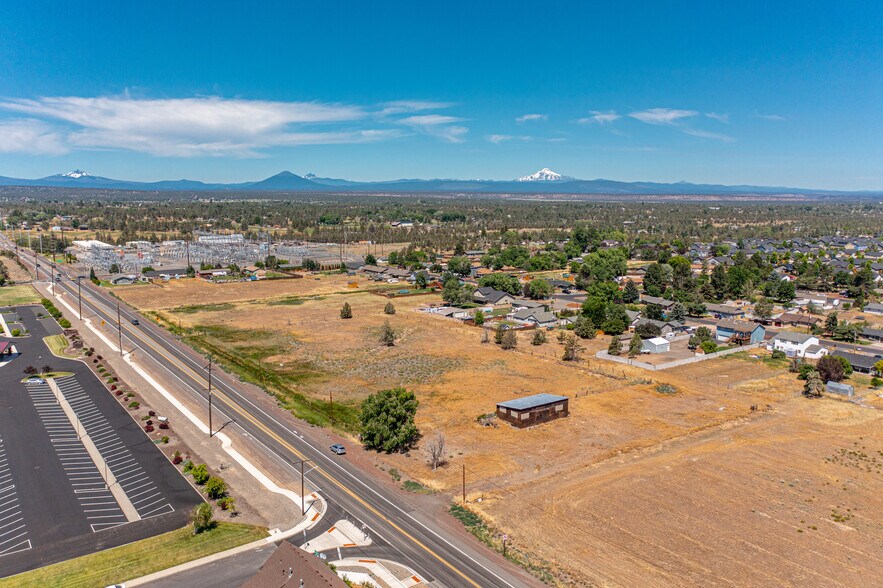 More Photos Of 3131 SW Highland Ave, Redmond Land For Sale
