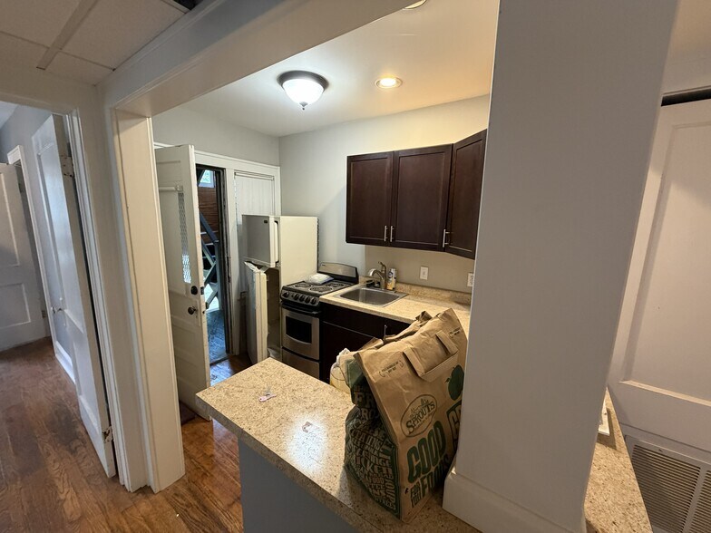 More Photos Of 2734 Charlotte St, Kansas City Apartments For Sale