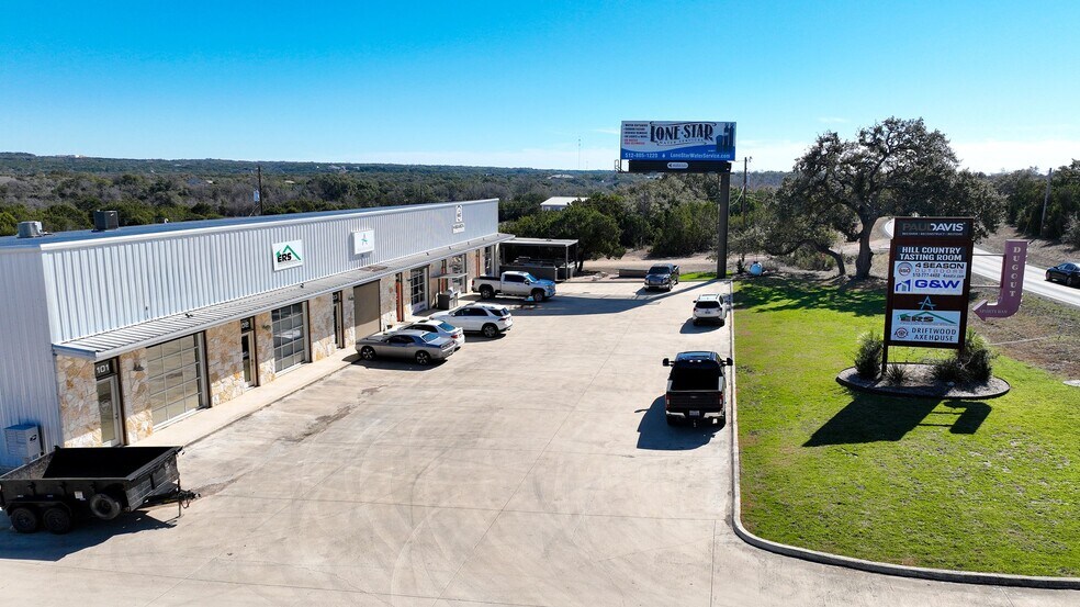 More Photos Of 18992 Ranch to Market 150 rd, Driftwood Showroom For Lease