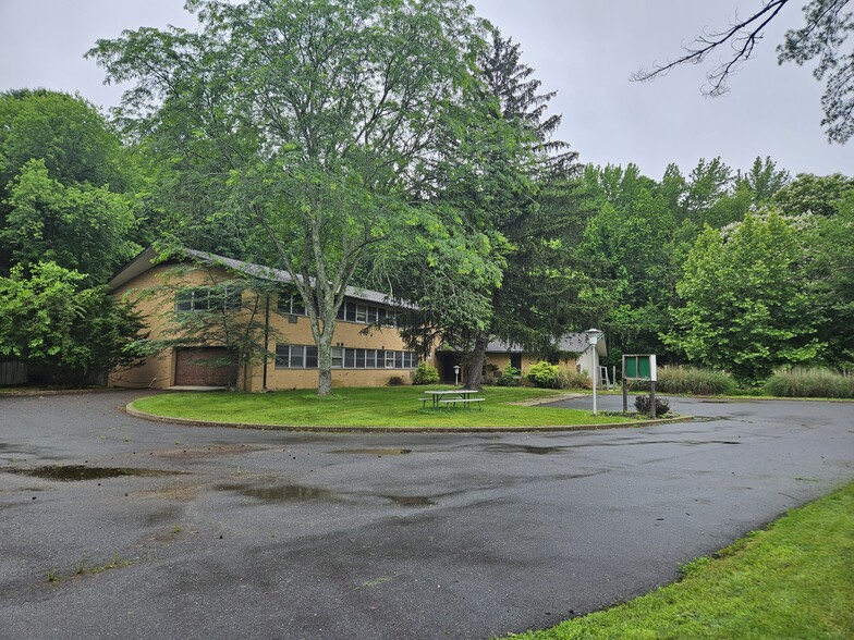 Primary Photo Of 24 Rossa Ave, Lawrence Office For Sale