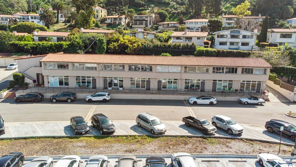 More Photos Of 316-348 Tejon Pl, Palos Verdes Estates Storefront Retail Office For Sale