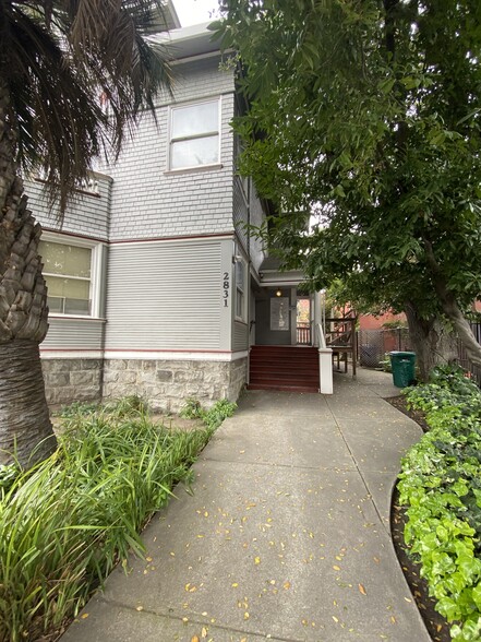 More Photos Of 2831 Telegraph Ave, Oakland Loft Creative Space For Sale