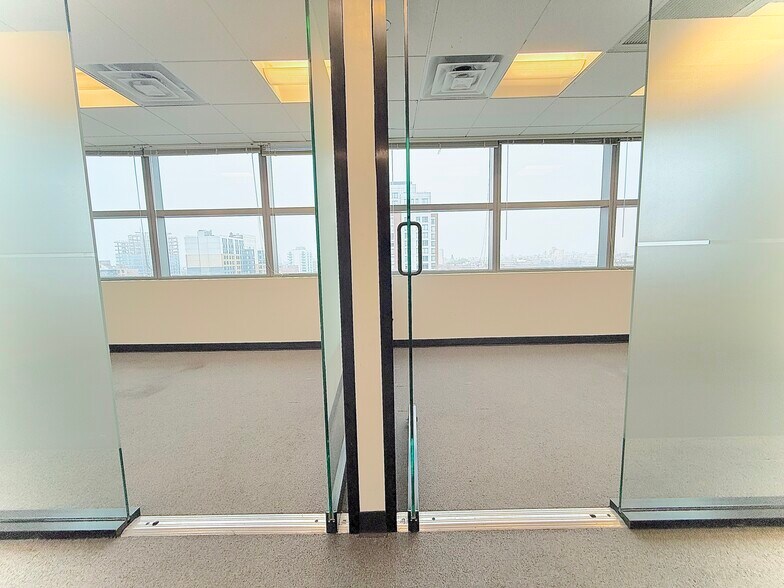 More Photos Of 136-17 39th Ave, Flushing Office Residential For Sale