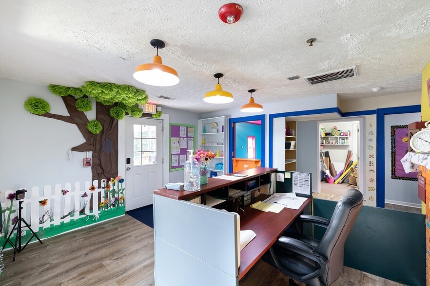 More Photos Of 824 Temple Rd, Bremen Daycare Center For Sale