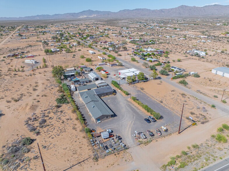 More Photos Of 5221 Hwy 68, Golden Valley Flex For Sale