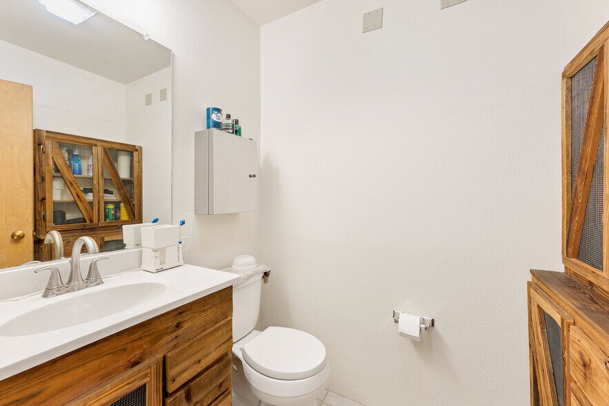 More Photos Of 1129-1135 Hunter Lake Dr, Reno Storefront Retail Residential For Sale