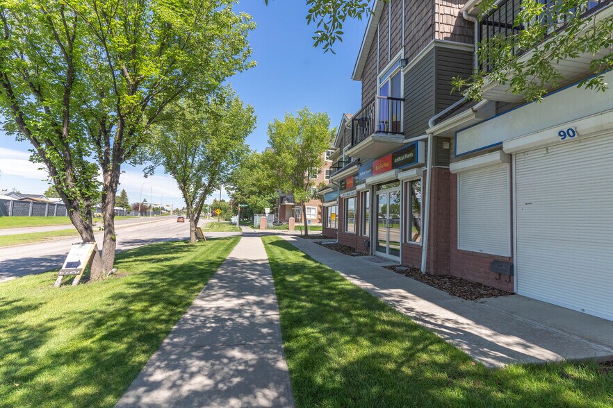 More Photos Of 90 Erin Woods Crt SE, Calgary Storefront For Sale