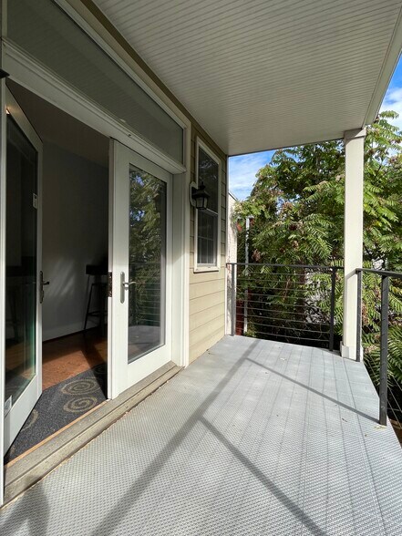 More Photos Of 211 K St Ne, Washington Office Residential For Sale