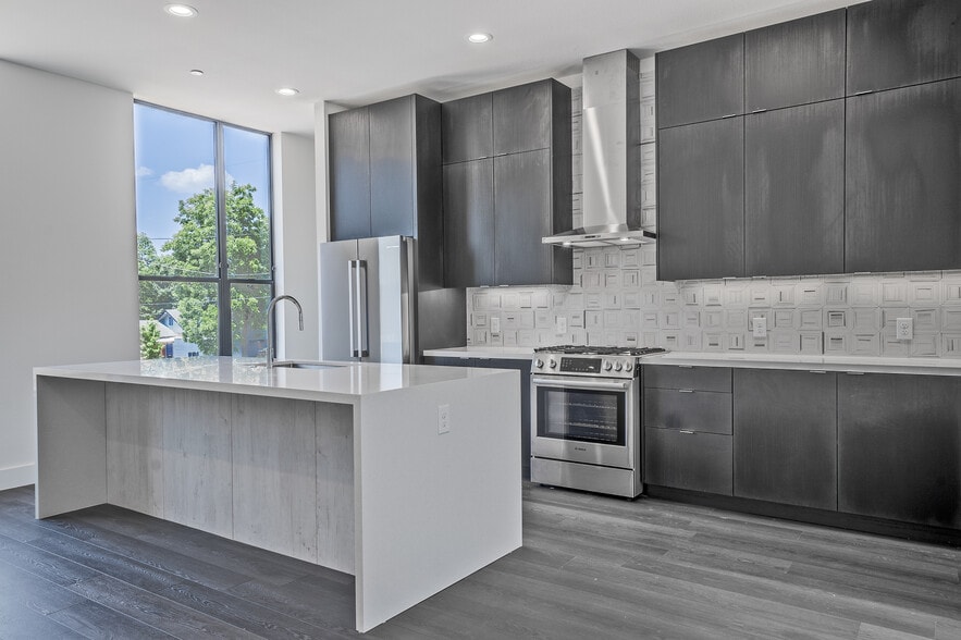 More Photos Of 4322 Roseland Ave, Dallas Apartments For Sale