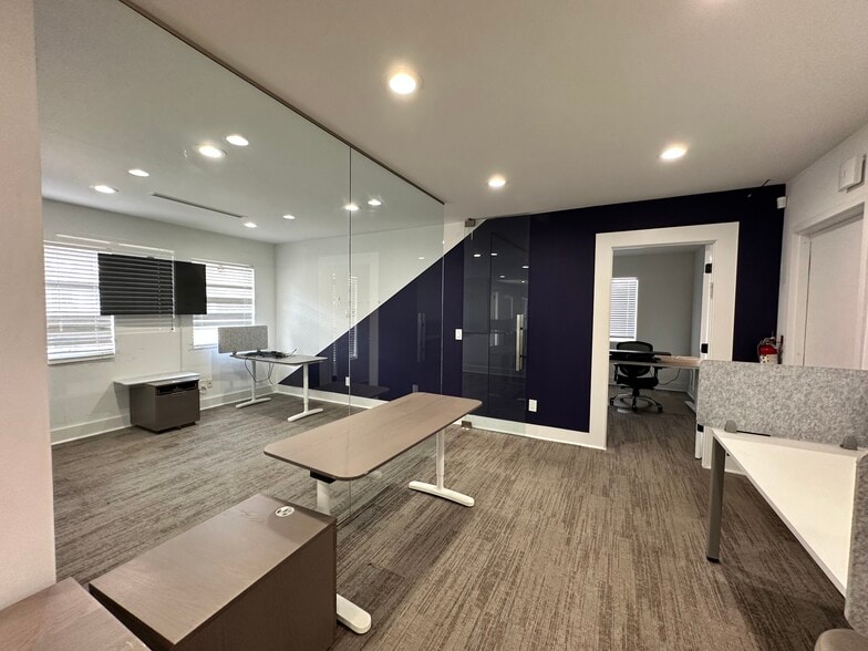 More Photos Of 1040 S Federal Hwy, Hollywood Office For Sale