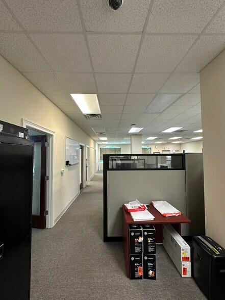 More Photos Of 4371 US Highway 17, Orange Park Office For Lease