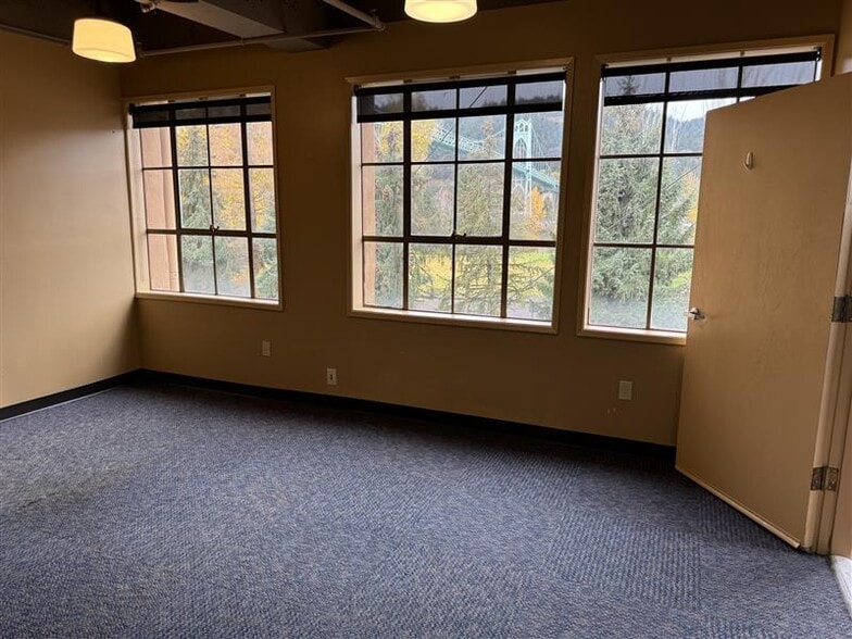 More Photos Of 6600 N Baltimore Ave, Portland Warehouse For Sale