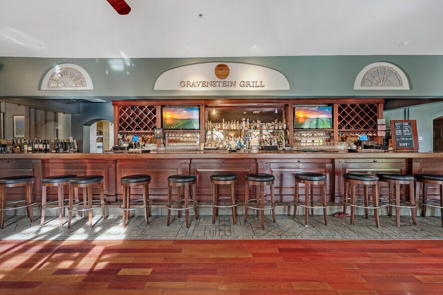 More Photos Of 8050 Bodega Ave, Sebastopol Restaurant For Sale