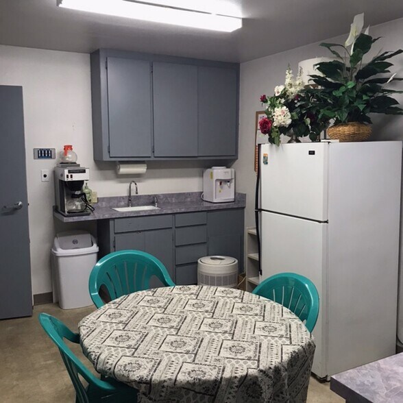 More Photos Of 1235 W Vista Way, Vista Medical For Lease