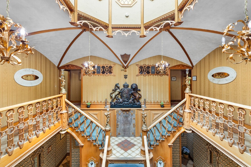 More Photos Of 84 Park Ave, Flemington Office For Lease