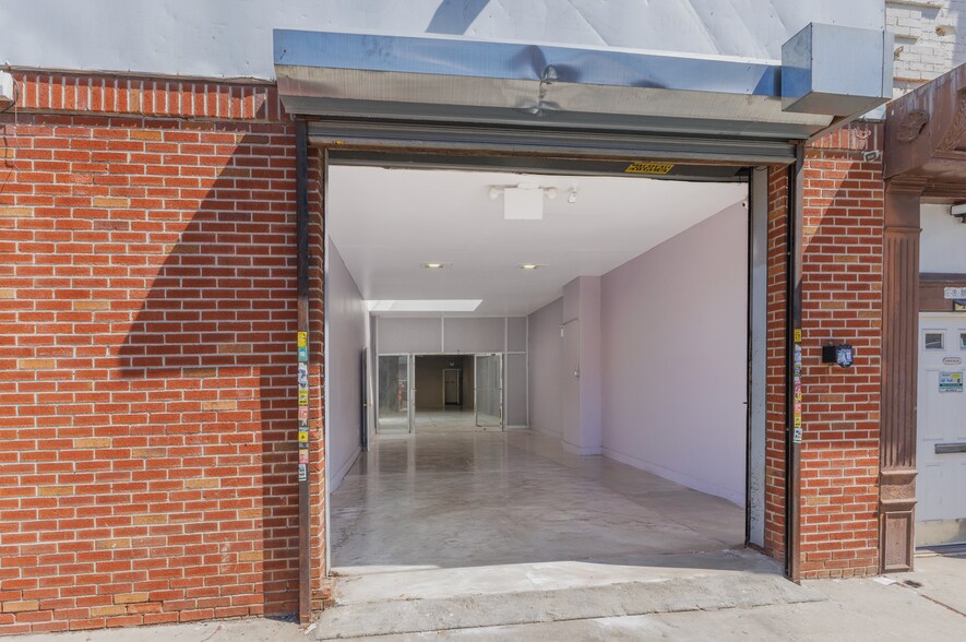 More Photos Of 8711 118th St, Richmond Hill Office For Lease