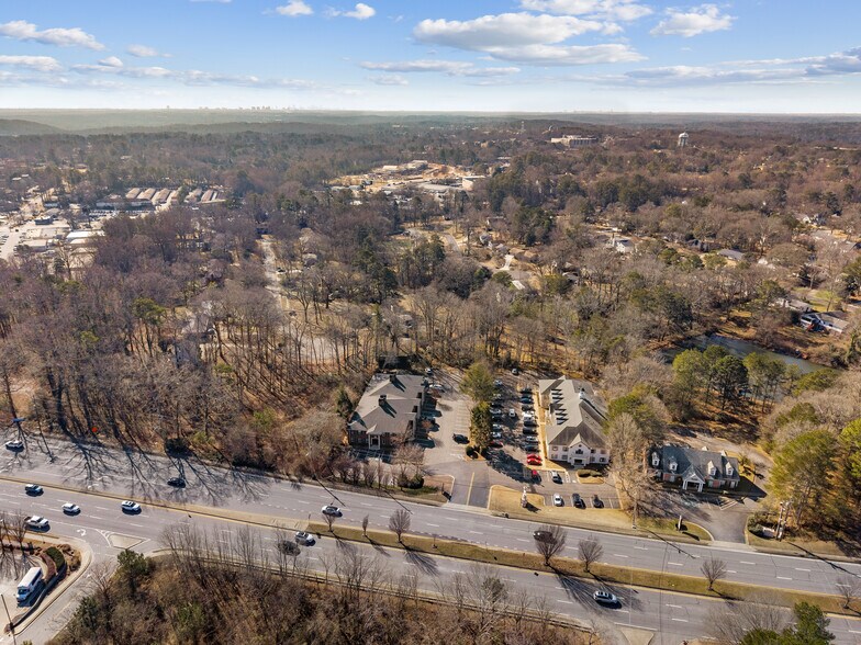 More Photos Of 425 E Crossville Rd, Roswell Office For Sale