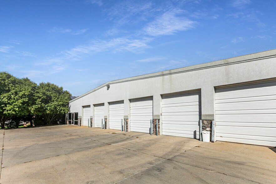 More Photos Of 4116 W 5800 N, Mountain Green Light Manufacturing For Lease