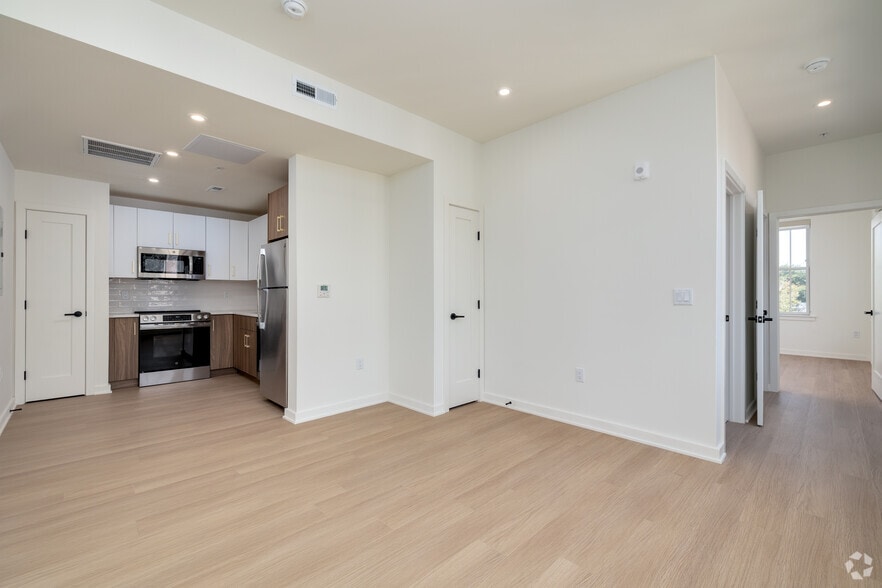 More Photos Of 416 Vine St, Philadelphia Apartments For Lease