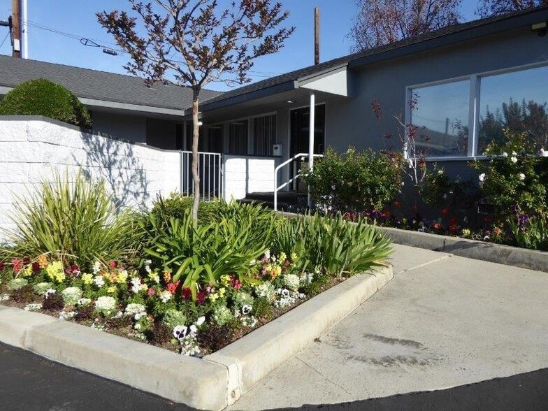 More Photos Of 1415-1441 Gardena Ave, Glendale Warehouse For Lease