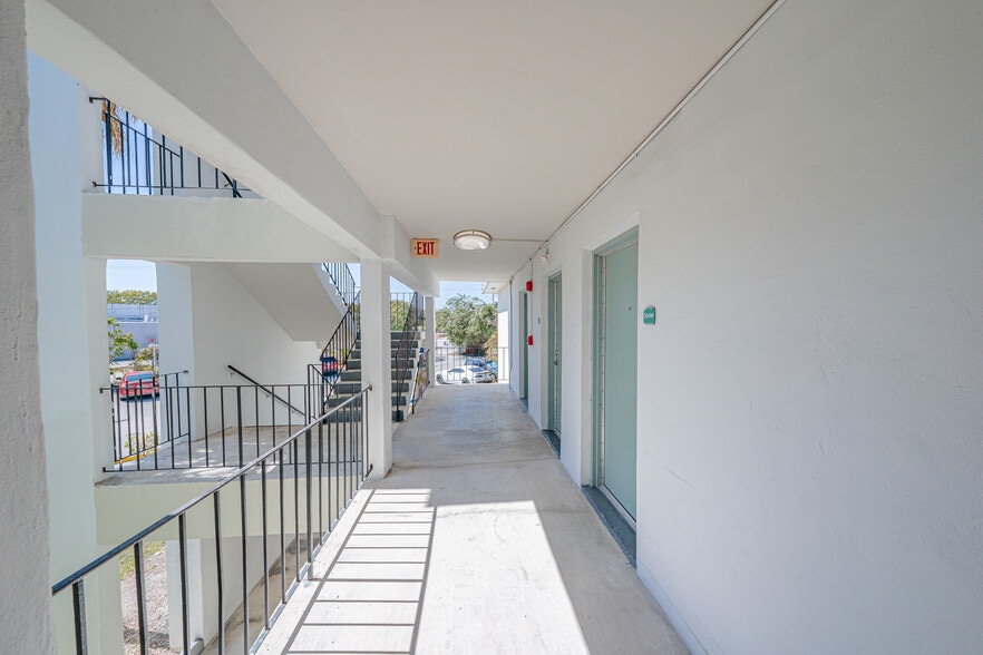 More Photos Of 15900 SW 95th Ave, Miami Apartments For Sale