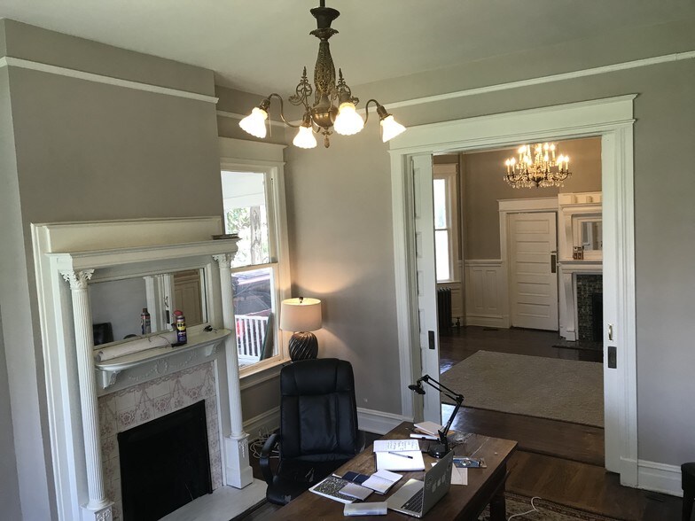 More Photos Of 331 S Washington St, Shelby Coworking Space