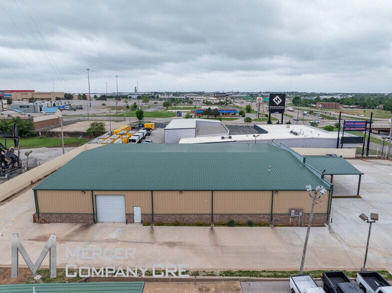 More Photos Of 6600 S I 35 Service Rd, Oklahoma City Flex For Lease