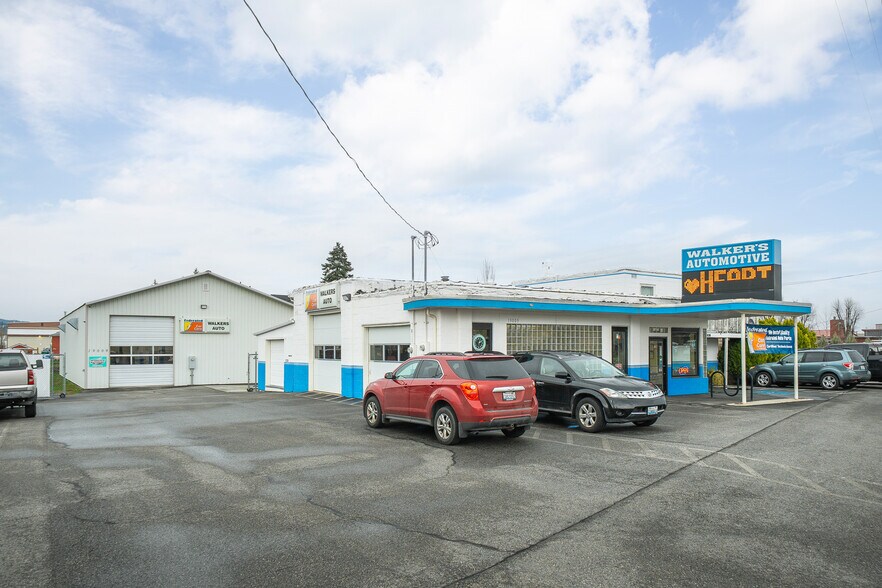 More Photos Of 19011 E Appleway Ave, Greenacres Auto Repair For Sale