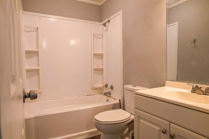 More Photos Of 2465 Benton Young Rd, Cookeville Apartments For Sale