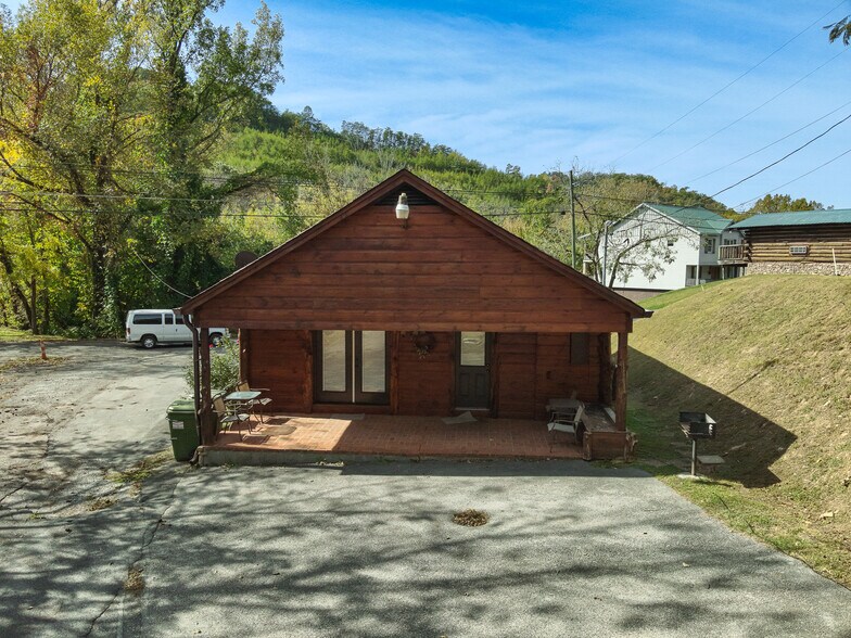 More Photos Of , Tellico Plains Unknown For Sale